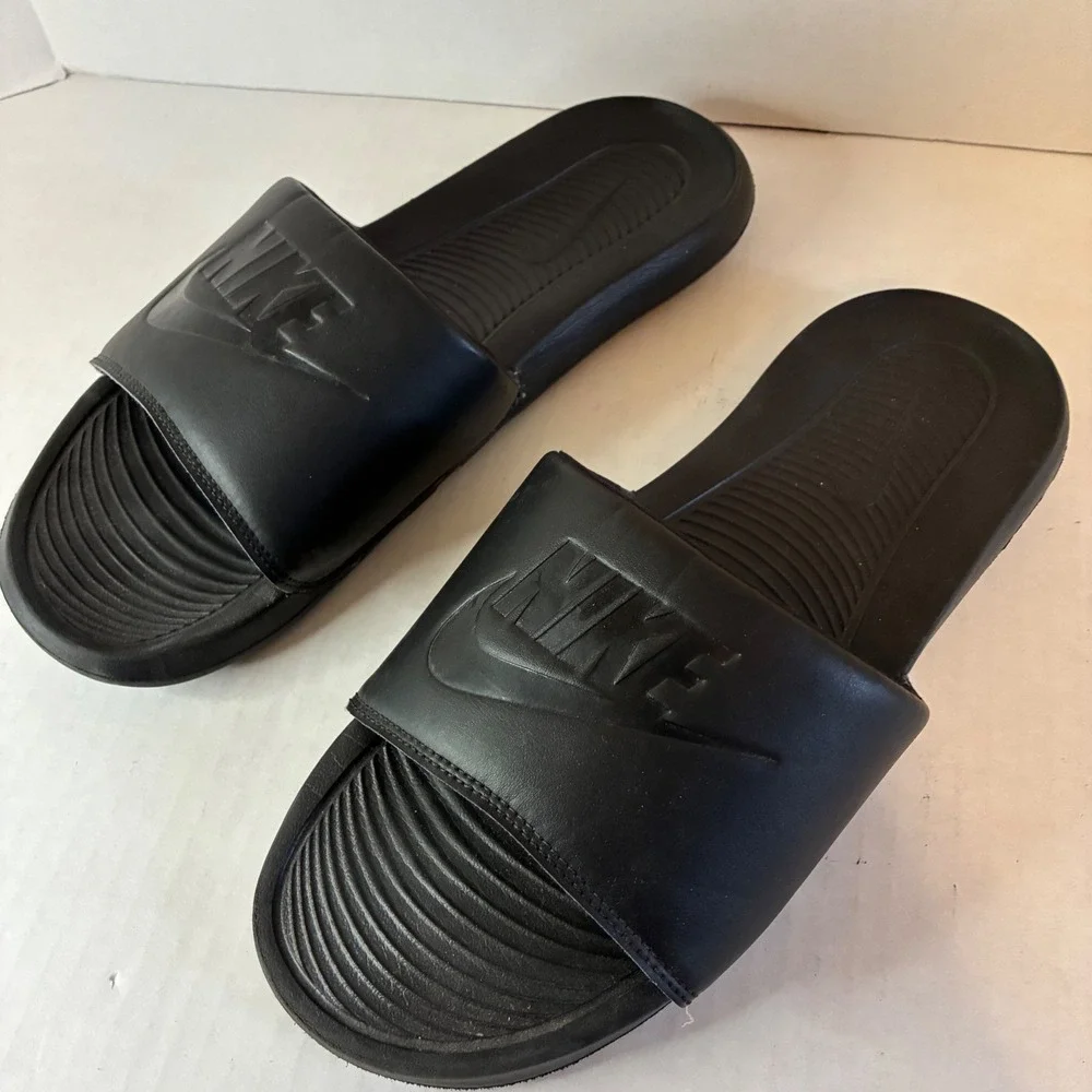 Nike Victori One Men 12 Black Slide Sandals CN9675-003 Triple Black Sport Shoes